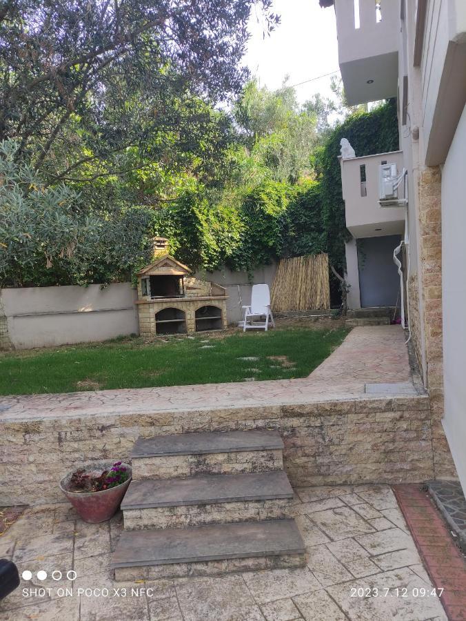 Garden House Villa Palaiontsiflikion Exterior photo